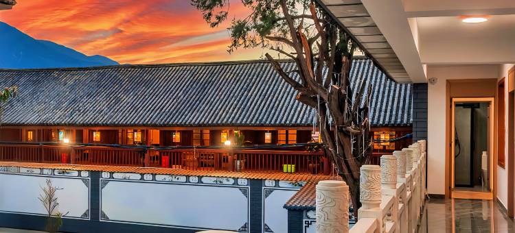 阿鹏金花客栈(大理古城人民路店)图片