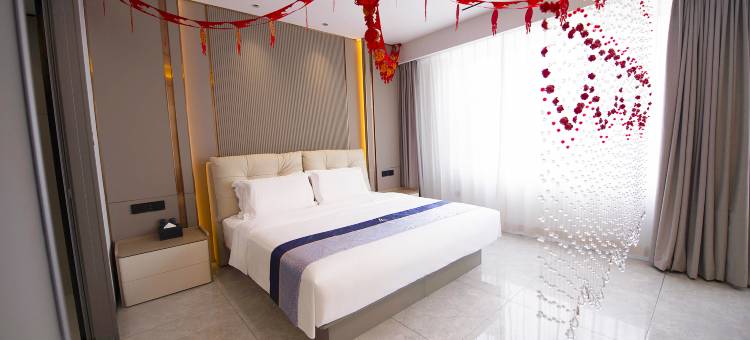 如家艾扉酒店(吉林世纪广场陨石博物馆店)图片