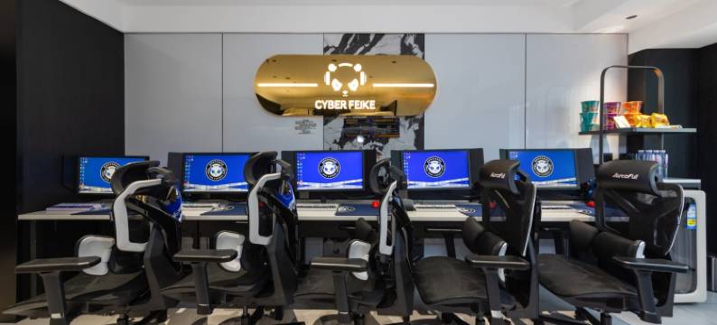 赛博·非可电竞酒店(红谷滩绿地双子塔店)图片