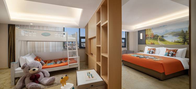 维也纳国际酒店(信阳火车站天润广场店)图片