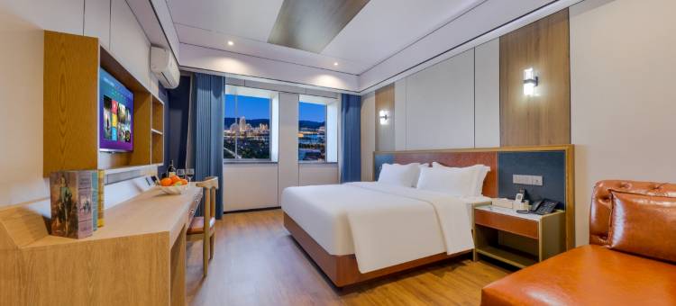 喆家国际酒店(西双版纳景洪泼水广场江边夜市店)图片