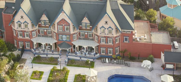 冒险港露西之家酒店-含PortAventura和Ferrari Land门票和快速通(PortAventura Lucy's Mansion - Includes unlimited access & Express to PortAventura & Ferrari Land)图片