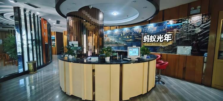 蚂蚁·光年电竞酒店(大渡口新山村地铁站店)图片