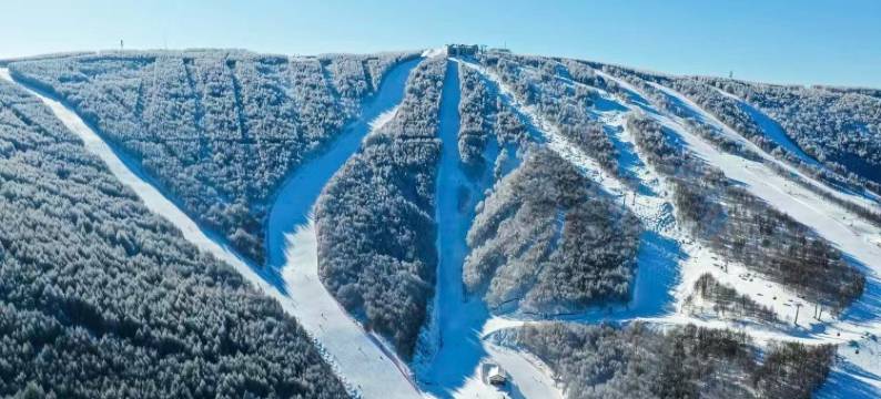 万龙滑雪场龙宫酒店图片