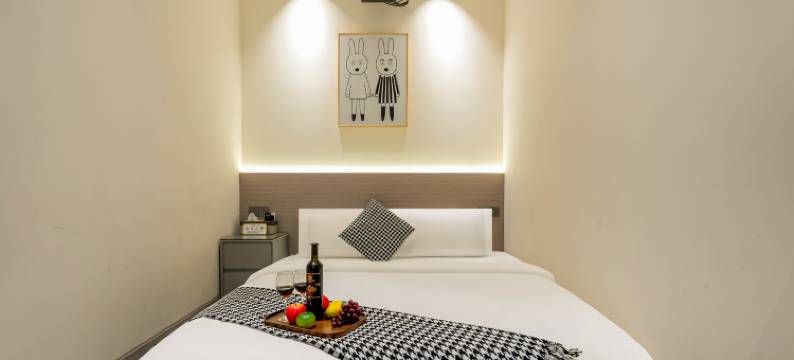 自贡·大隐静逸WOWWOWWOWWOWWOWWOWDINMIAND民宿(方特恐龙王国店)图片