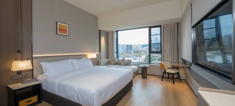 西昌天悦酒店(邛海17度火把广场店)图片