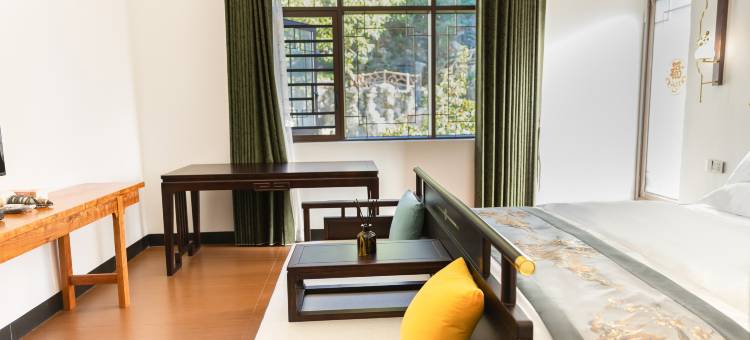 河池见山庭院民宿(职业教育中心学校店)图片