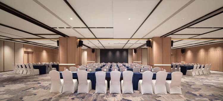 西安金陵紫金山酒店(西安城墙洒金桥美食街店)图片