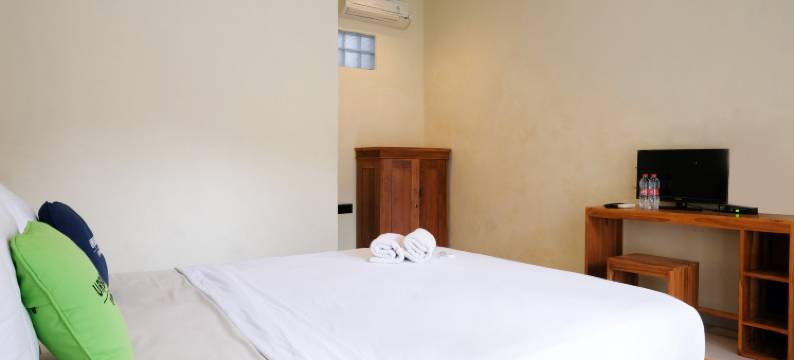 Urbanview Hotel Lilis Cempaka Mas Guesthouse图片