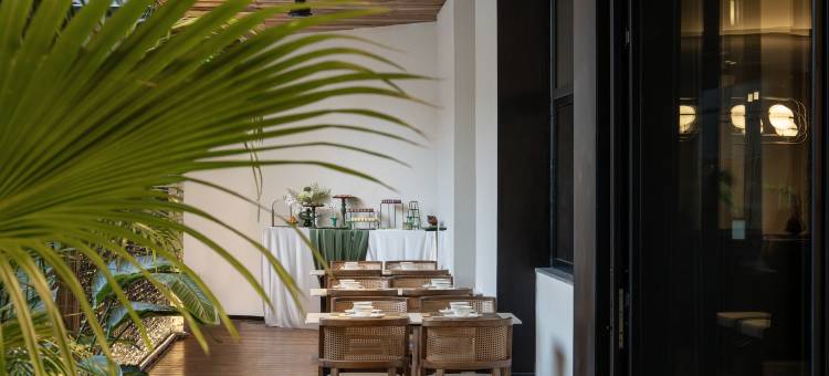 Designer Hotel︱安语·曼里酒店(芒市广场新玩厂店)图片