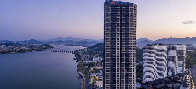 9号•早晨RiverViewAudioVisualKingRoomLOFT设计公寓(潮州湘桥店)图片