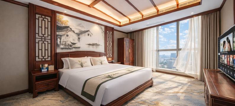 斯际驿辰·明清古典美学·宫廷Designer酒店(兴义万峰林机场店)图片