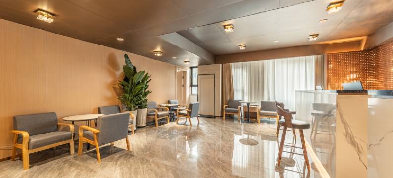 季枫酒店(伊宁万容广场店)图片