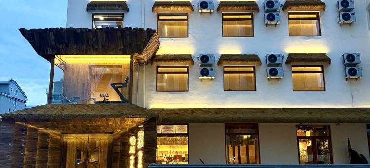 安步·私汤小院民宿(延吉朝鲜民俗园恐龙王国店)图片
