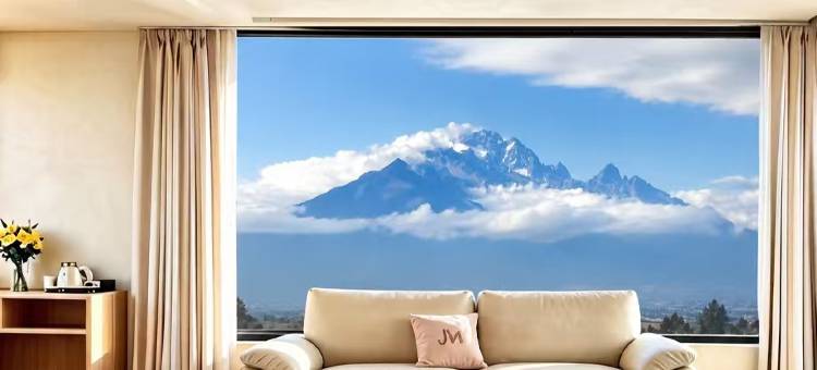 汉田|云咖雪语·雪山全景民宿(丽江古城大水车店)图片