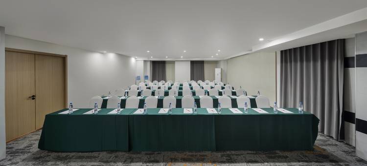 莱丽设计师品牌酒店图片