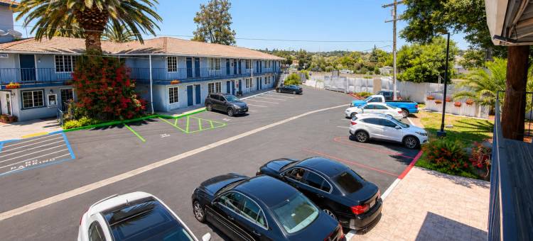 索拉诺旅馆 瓦列霍纳帕谷 / 六旗乐园(Solano Inn Vallejo Napa Valley / Six Flags)图片