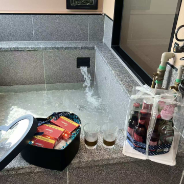 水岸汇庭温泉酒店(梅州丰顺汤坑店)图片