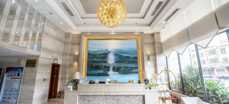 亿豪酒店(琼海万泉河高铁站店)图片