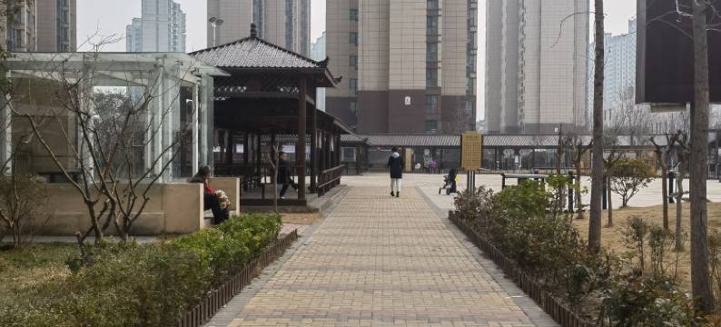 郑州芊悦酒店(郑大一附院东院区高铁公园地铁站店)图片