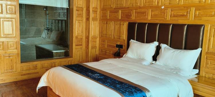 合作颐隆贵百大酒店图片