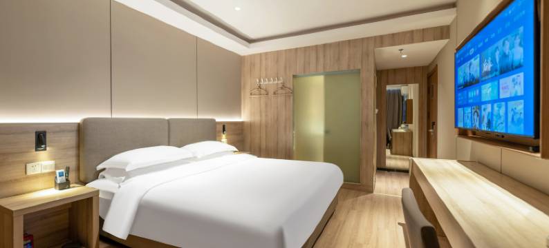 加雅酒店(凤城二路青少年中心地铁站店)图片