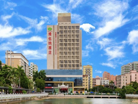Vienna Hotel (Songgang international exhibition center Yanchuan Yanchuan  hotel) Hotel Overview
