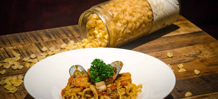 巴厘岛水明漾丰塔纳1O1酒店(THE 1O1 Bali Fontana Seminyak)图片