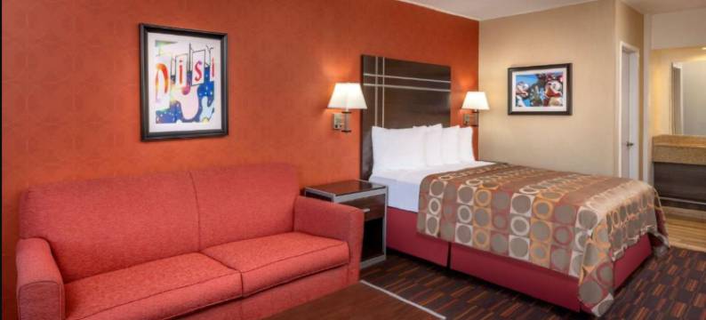 贝斯特韦斯特优质莱佛士酒店及套房(Best Western Plus Raffles Inn & Suites)图片