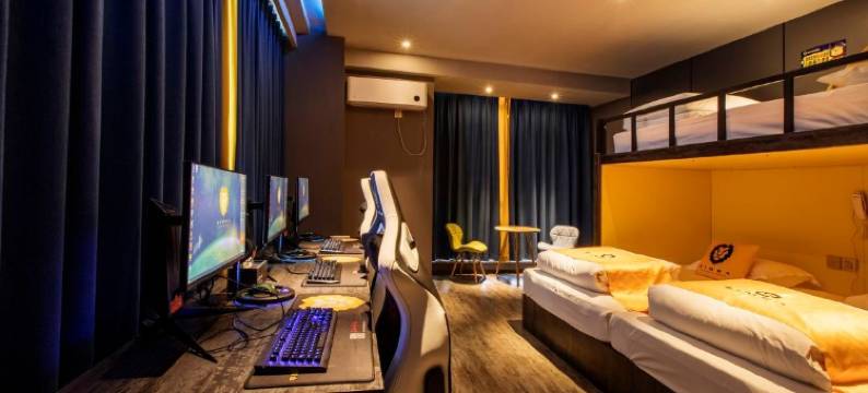 辛巴电竞酒店(郑州黄河科技学院店)图片