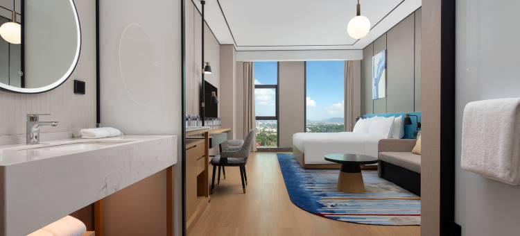 深圳光明虹桥公园希尔顿花园酒店图片