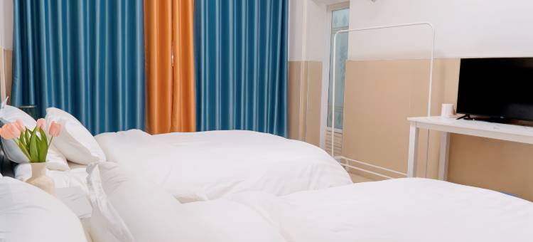 咪弟精选民宿(上街大学城金屿地铁站店)图片