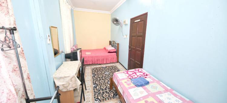 OYO 90915伊力哈木别墅(OYO 90915 Ilham Villa)图片