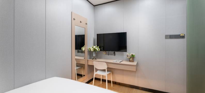 青年公寓(广州北京路步行街团一大广场地铁站店)图片