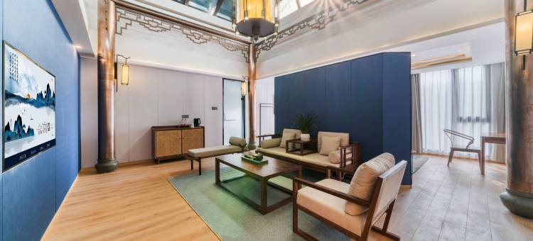 书香世家酒店(杭州建德新安江店)图片