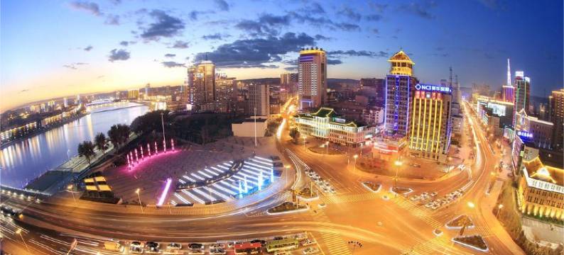 云朵•漫居｜AESTHETIC•FASHION设计民宿(延吉延边大学网红墙店)图片