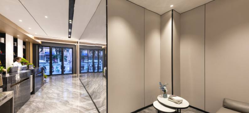 新纪元酒店(广州白云火车站聚龙地铁站店)图片