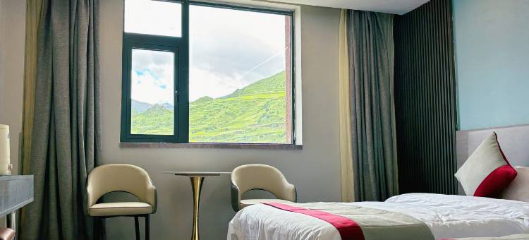 比如娜秀大酒店图片