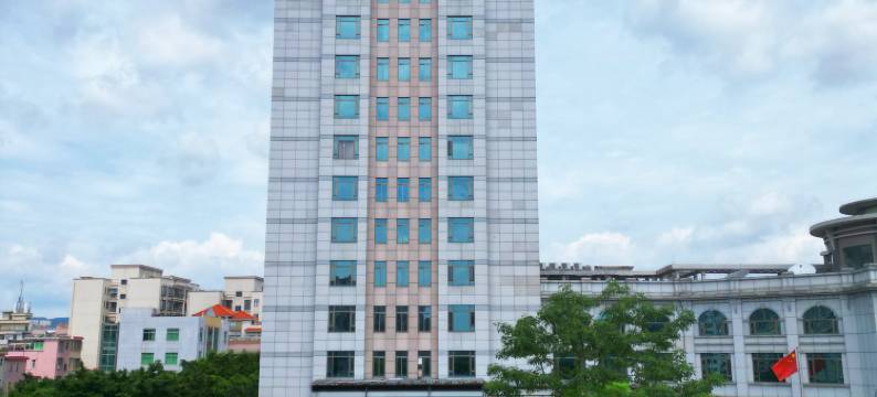 恒晖皇城酒店(云浮新兴汽车站筠城广场店)图片