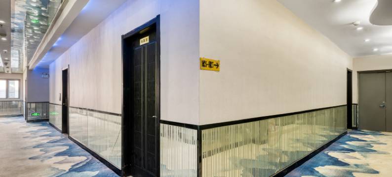 杭州胜梦精品酒店(文泽路地铁站店)图片