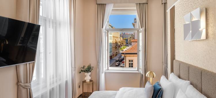 阿德雷兹大师酒店(Hotel Maestro by Adrez)图片