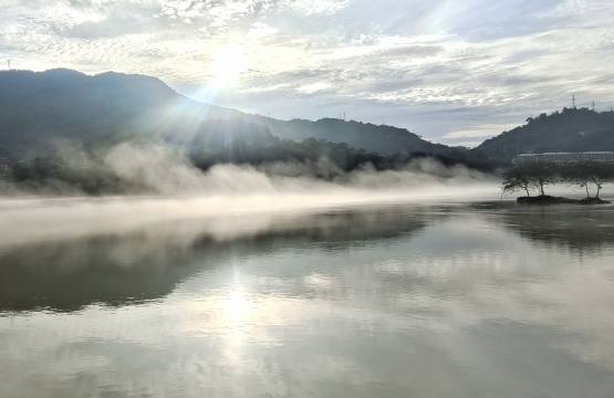 东江湖澜悦丨山水之境·peaceful临江美宿(郴州资兴东江店)图片