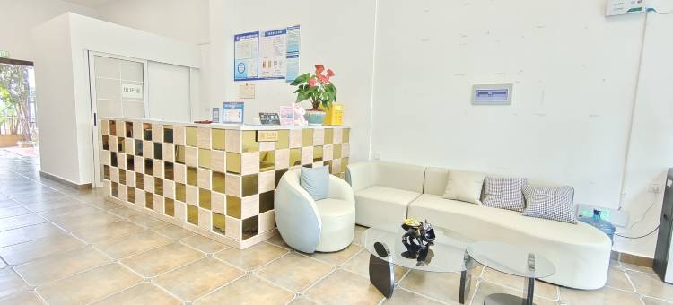 深梦电竞影视酒店(保山学院高铁站店)图片