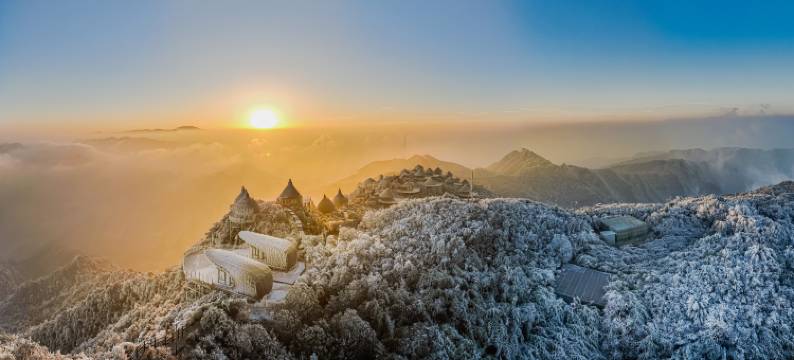 资兴回龙山云居酒店图片