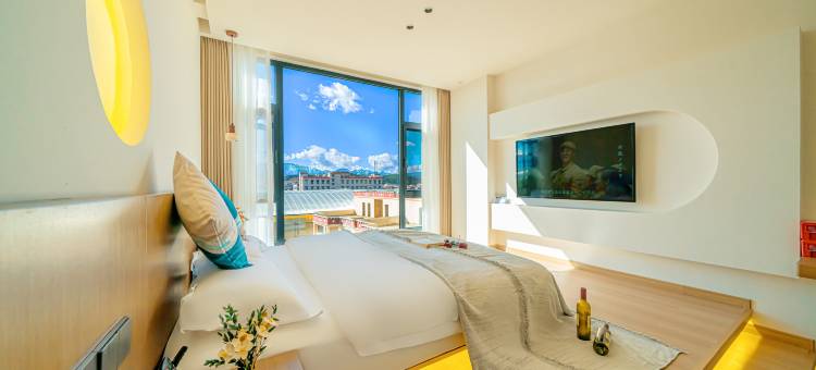 浅山Shangri-la丨360°日照金山·观景供氧美宿(独克宗古城店)图片