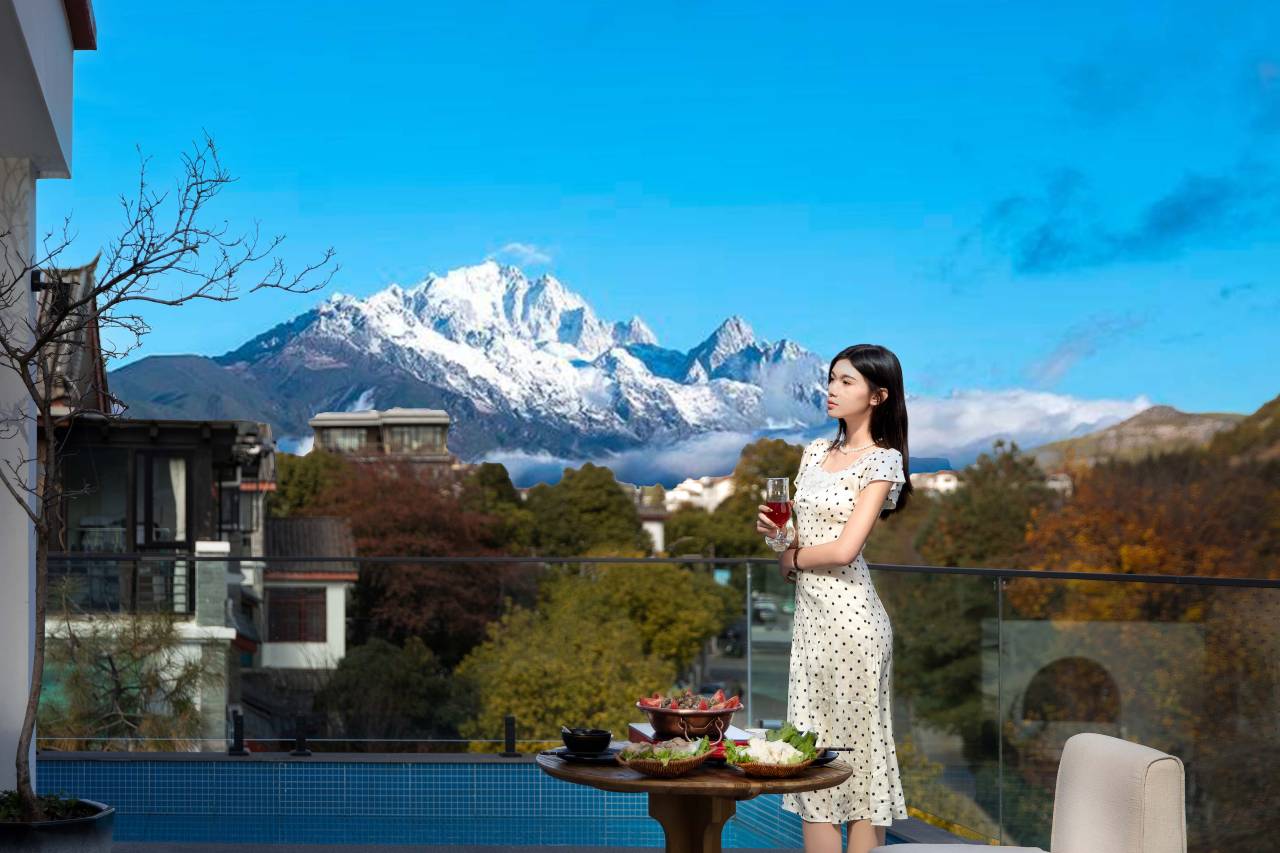 拾光·影墅丽江古城黑龙潭公园日照金山观景店图片