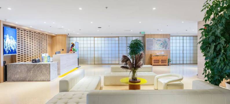 盐源柏林湖苹果庄园图片