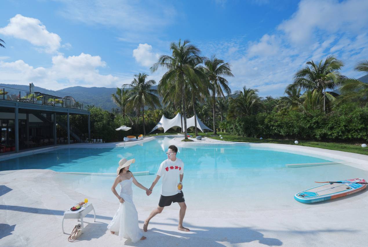 万宁青鸟逸筑 Blue Bird·无边泳池 ins 风设计师海墅(日月湾店)图片