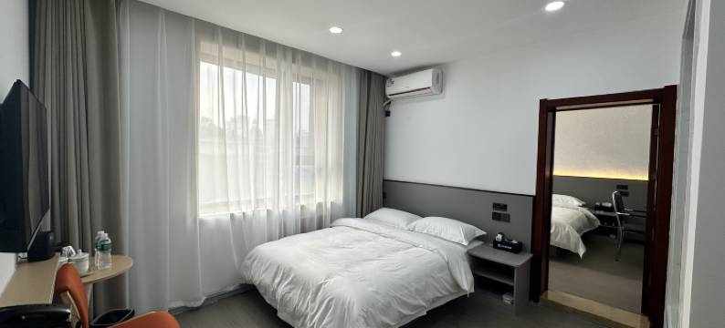 柏临酒店(临江门广场北山公园店)图片