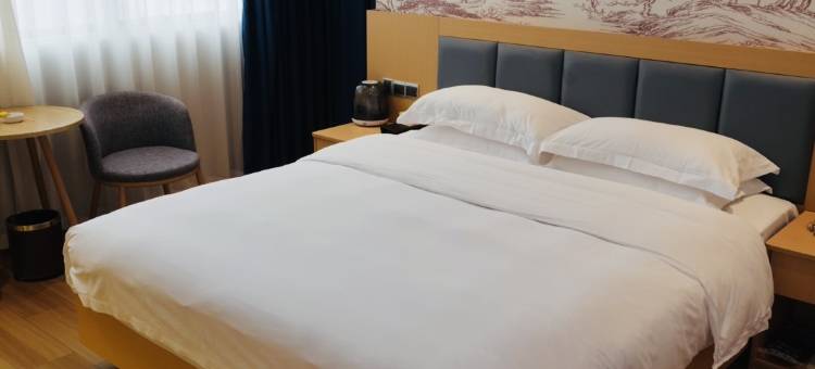 龙岩东方凯悦商务酒店(万达广场国际美食城店)图片